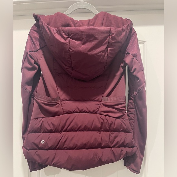 Lululemon Burgundy Puffer Jacket XS - Picture 2 of 3